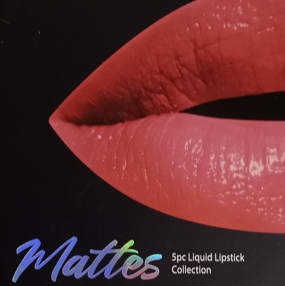 🍓 2/$40 🍓NWT BEBE Metallic / Matte Liquid Lipstick Set - Picture 6 of 9